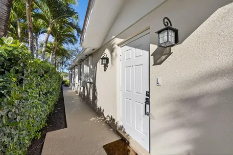 1117 Sw Balmoral Trace Stuart FL 34997