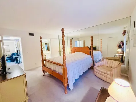224 Pine Hov Circle Greenacres FL 33463