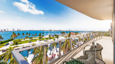 220 Lake Shore Drive Lake Park FL 33403