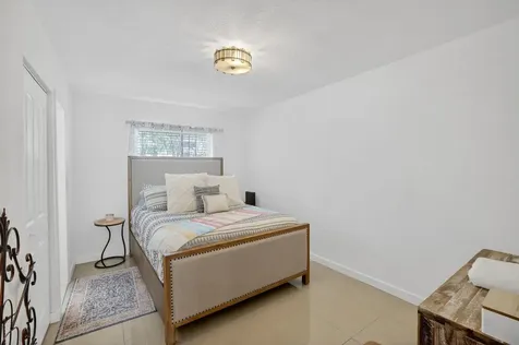 815 Middle River Drive Fort Lauderdale FL 33304