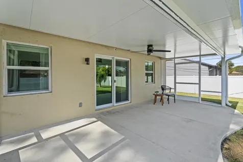643 Sw Curry Street Port Saint Lucie FL 34983