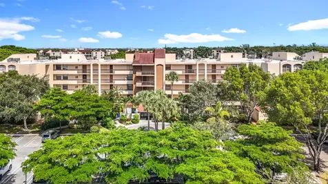 955 Egret Circle Delray Beach FL 33444