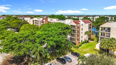 955 Egret Circle Delray Beach FL 33444