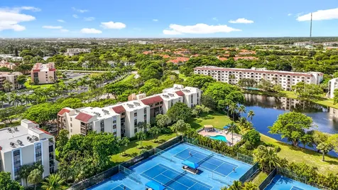 955 Egret Circle Delray Beach FL 33444