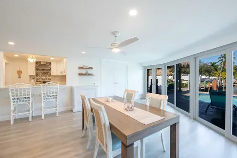 521 Se 4 Court Pompano Beach FL 33060