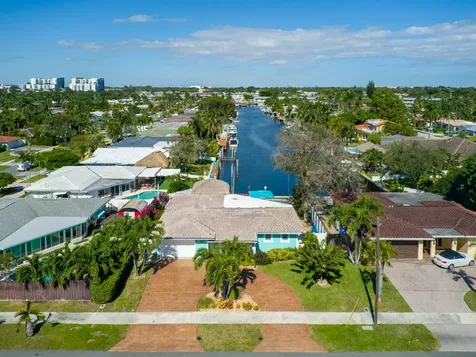 521 Se 4 Court Pompano Beach FL 33060