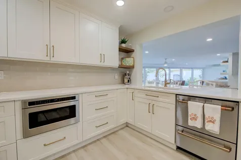 521 Se 4 Court Pompano Beach FL 33060