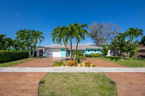 521 Se 4 Court Pompano Beach FL 33060
