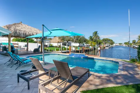 521 Se 4 Court Pompano Beach FL 33060
