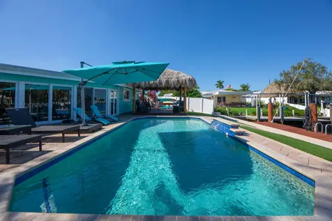 521 Se 4 Court Pompano Beach FL 33060