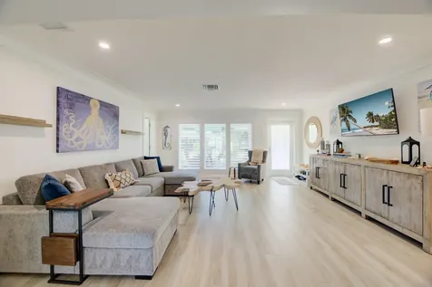 521 Se 4 Court Pompano Beach FL 33060