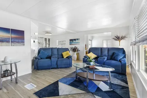 32007 Domingo Bay Boynton Beach FL 33436