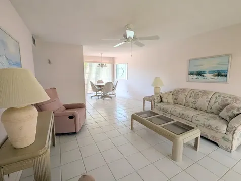 2 Golfs Edge West Palm Beach FL 33417