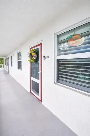 3021 Ellesmere B Deerfield Beach FL 33442