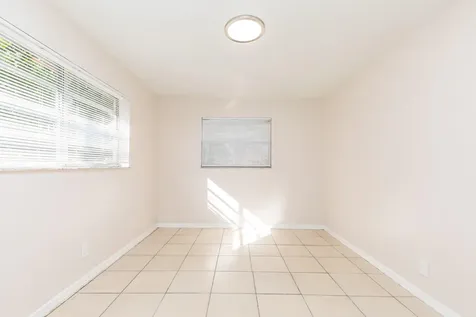 7750 SW 10th Court North Lauderdale FL 33068