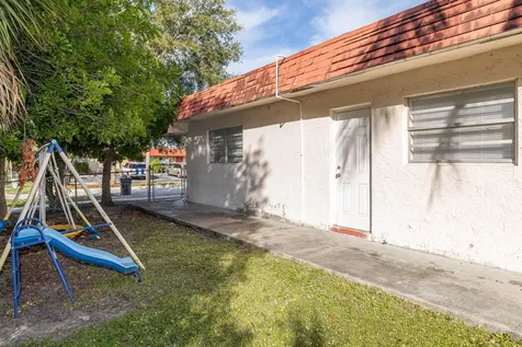 7750 SW 10th Court North Lauderdale FL 33068