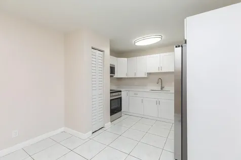 7750 SW 10th Court North Lauderdale FL 33068