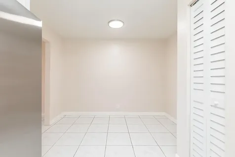 7750 SW 10th Court North Lauderdale FL 33068
