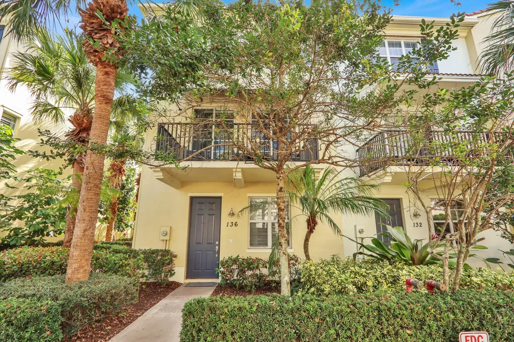 136 Regions Way Jupiter FL 33458