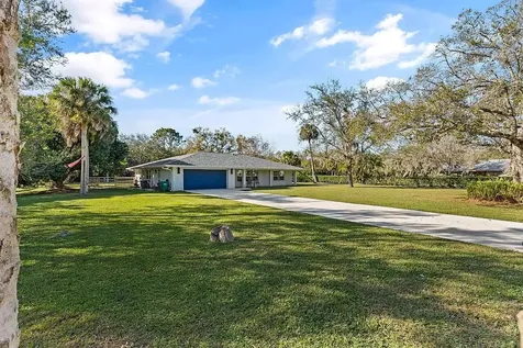 2801 Grove Drive Fort Pierce FL 34981