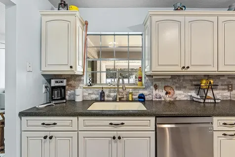 2801 Grove Drive Fort Pierce FL 34981