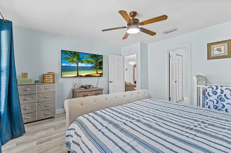 2801 Grove Drive Fort Pierce FL 34981