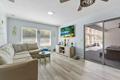 2801 Grove Drive Fort Pierce FL 34981
