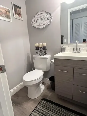 334 Southampton B West Palm Beach FL 33417