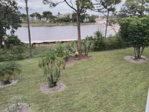 334 Southampton B West Palm Beach FL 33417