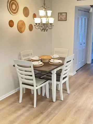 334 Southampton B West Palm Beach FL 33417