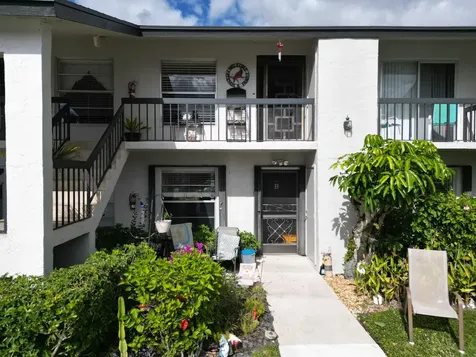 5620 Spindle Palm Court Delray Beach FL 33484