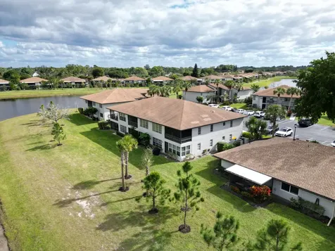 5620 Spindle Palm Court Delray Beach FL 33484