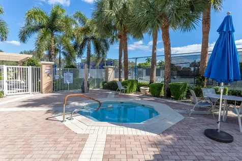 7188 Via Verona Delray Beach FL 33446