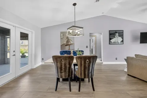 375 Sw Alcan Drive Port Saint Lucie FL 34953