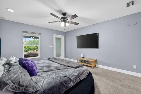 375 Sw Alcan Drive Port Saint Lucie FL 34953