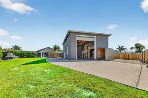 375 Sw Alcan Drive Port Saint Lucie FL 34953