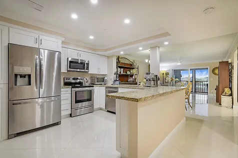 7286 Huntington Lane Delray Beach FL 33446