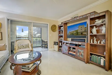 7286 Huntington Lane Delray Beach FL 33446