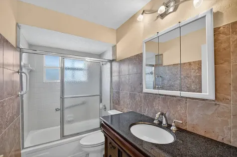 374 Bennington Lane Lake Worth FL 33467