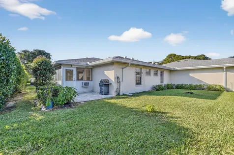 374 Bennington Lane Lake Worth FL 33467