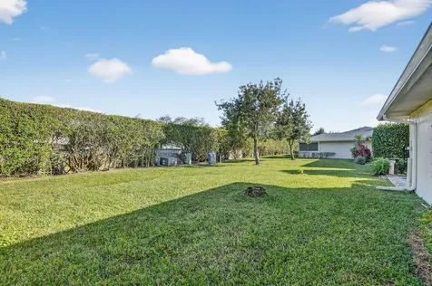 374 Bennington Lane Lake Worth FL 33467