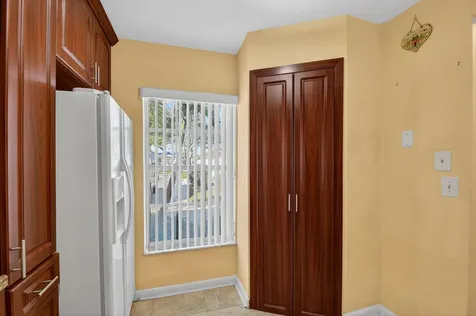 374 Bennington Lane Lake Worth FL 33467