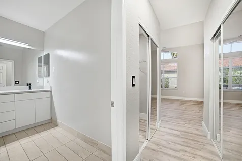 4819 Nw 53rd Circle Coconut Creek FL 33073