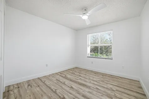 4819 Nw 53rd Circle Coconut Creek FL 33073