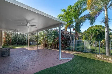 4819 Nw 53rd Circle Coconut Creek FL 33073