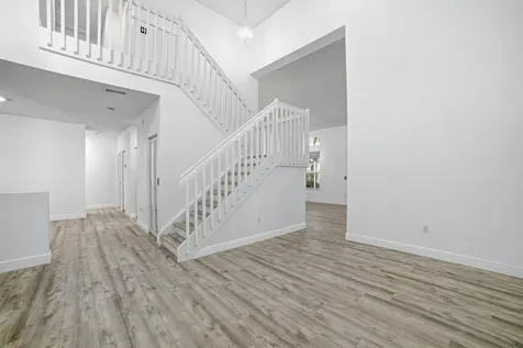 4819 Nw 53rd Circle Coconut Creek FL 33073