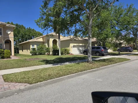 6204 Spring Lakes Terrace Fort Pierce FL 34951
