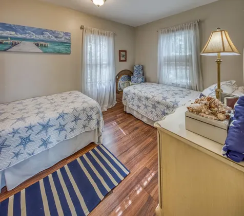 124,6&8 N F Street Lake Worth Beach FL 33460