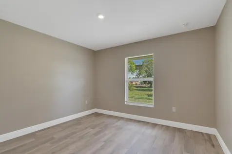 1405 Avenue G Fort Pierce FL 34950