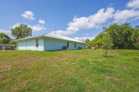 1405 Avenue G Fort Pierce FL 34950